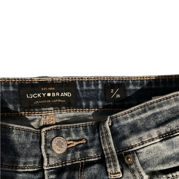 Lucky Brand Denim - Lucky Brand Blue Jeans with Classic Medium-to-Light Wash